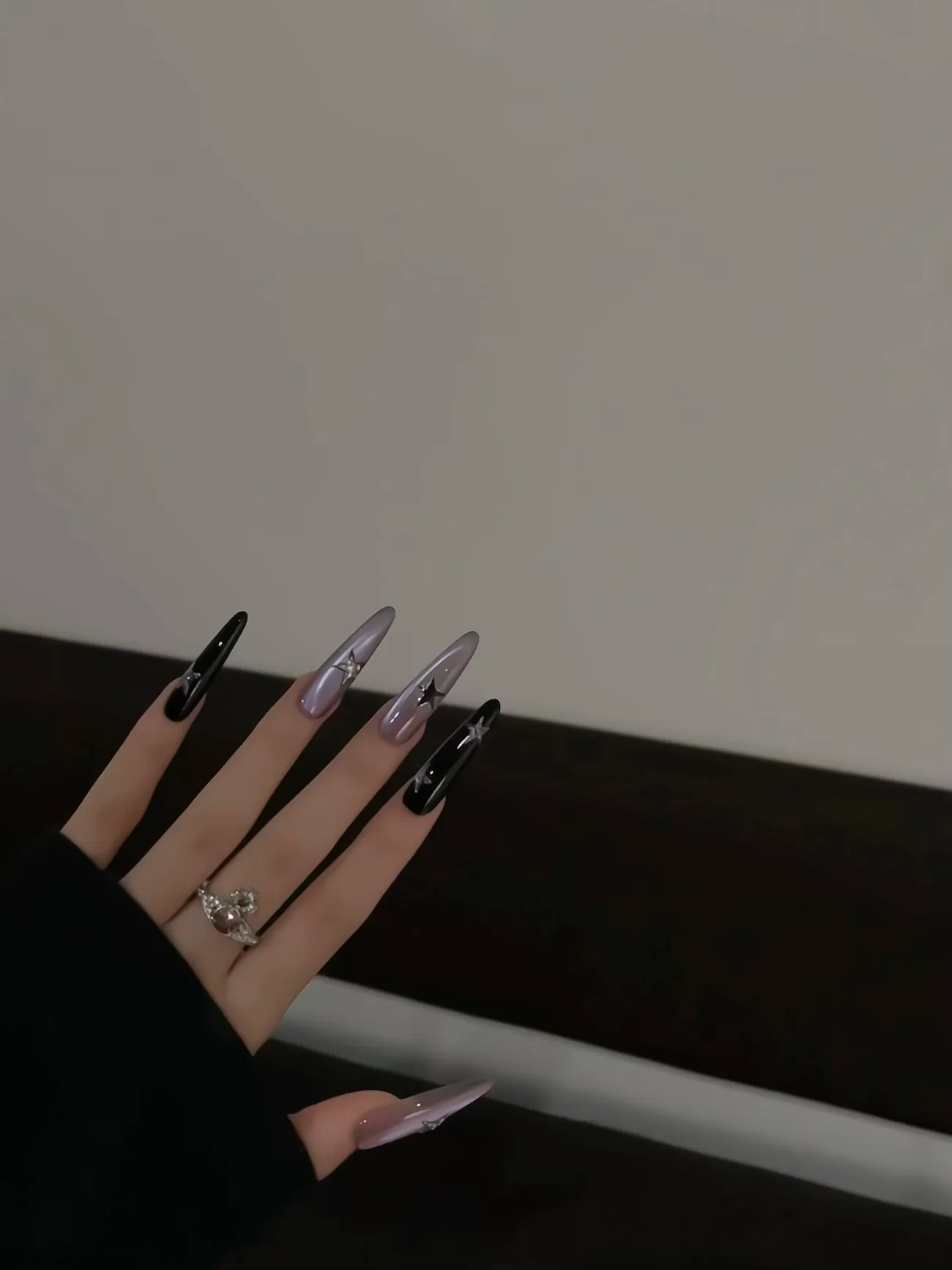 Siva Nail, Purple - Black Star - Accent Handmade Press on Nails