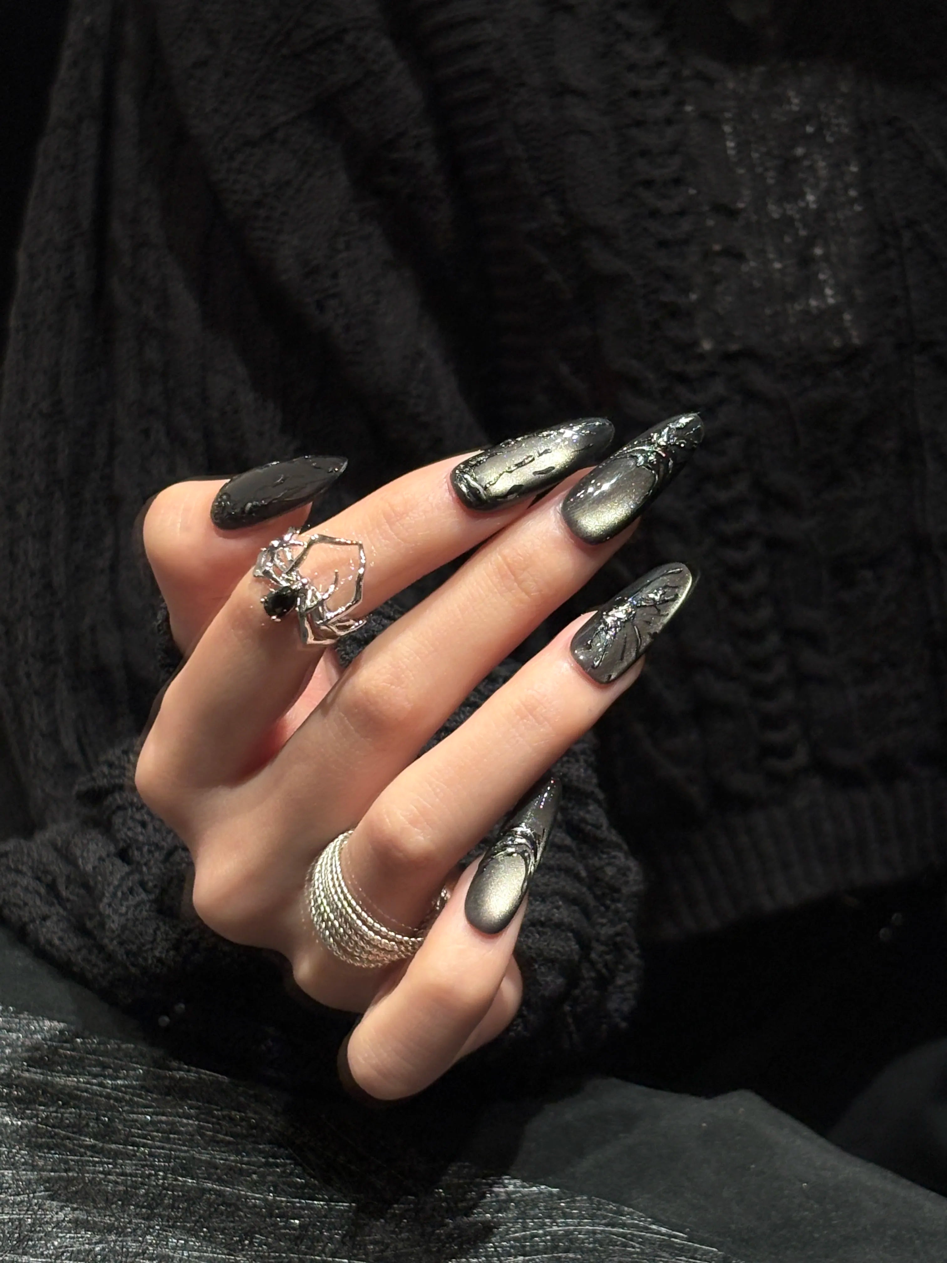 Siva Nail, Midnight Splatter, Golden Abstract Handmade Press on Nails