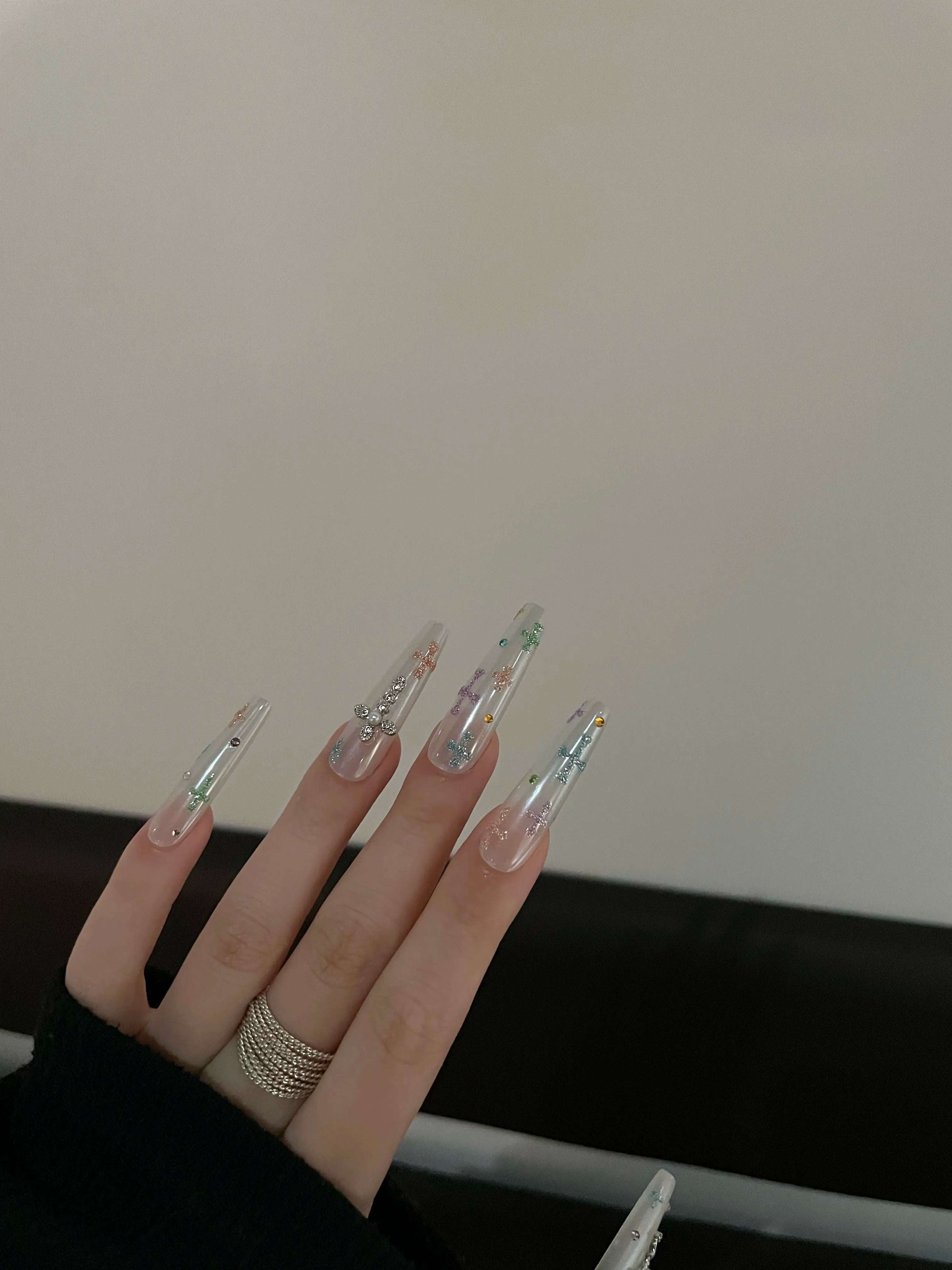 Siva Nail, Translucent Fairy - tale Charms Handmade Press on Nails