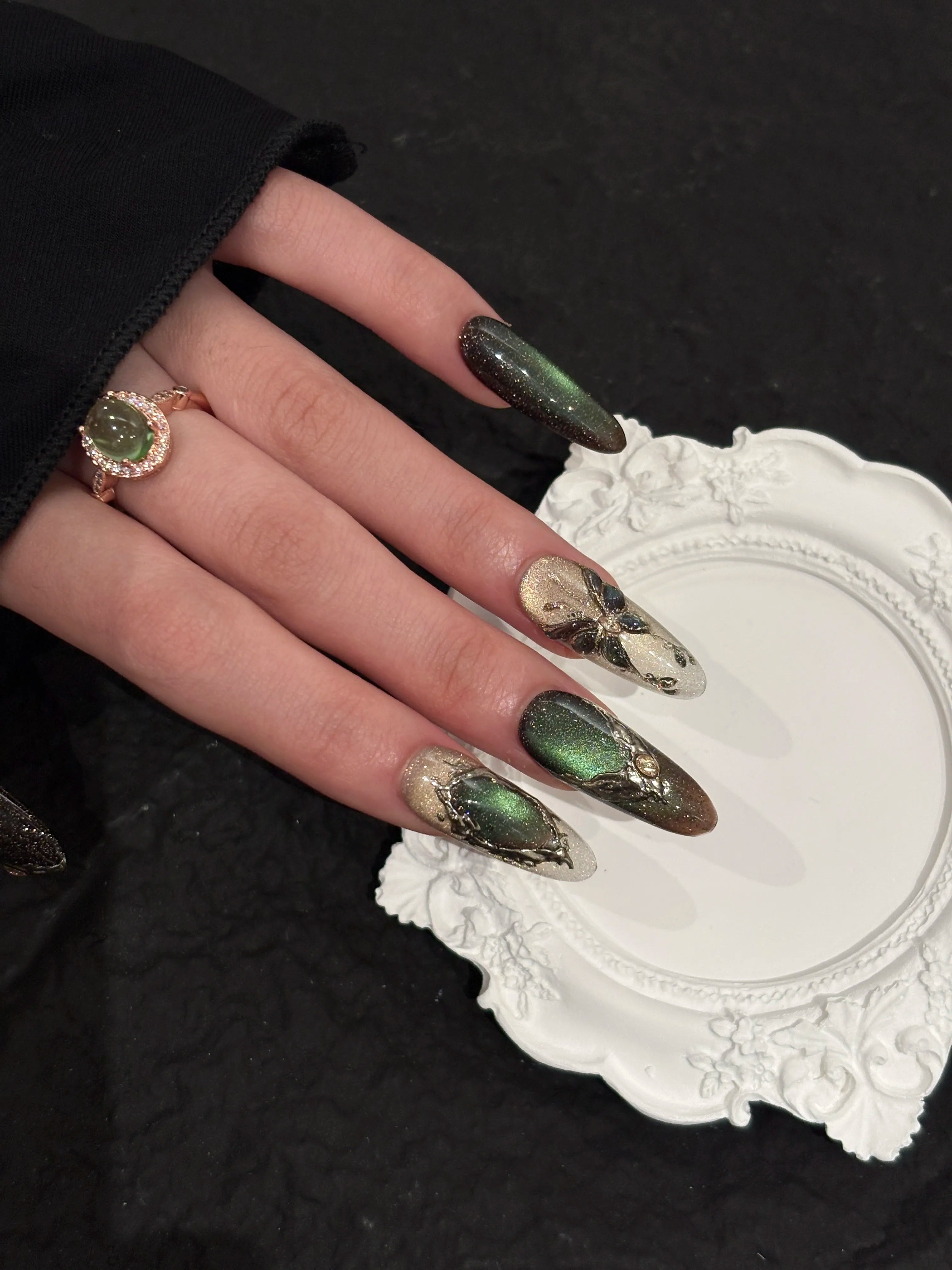 Siva Nail, Forest Gleam, Emerald Butterfly Handmade Press on Nails