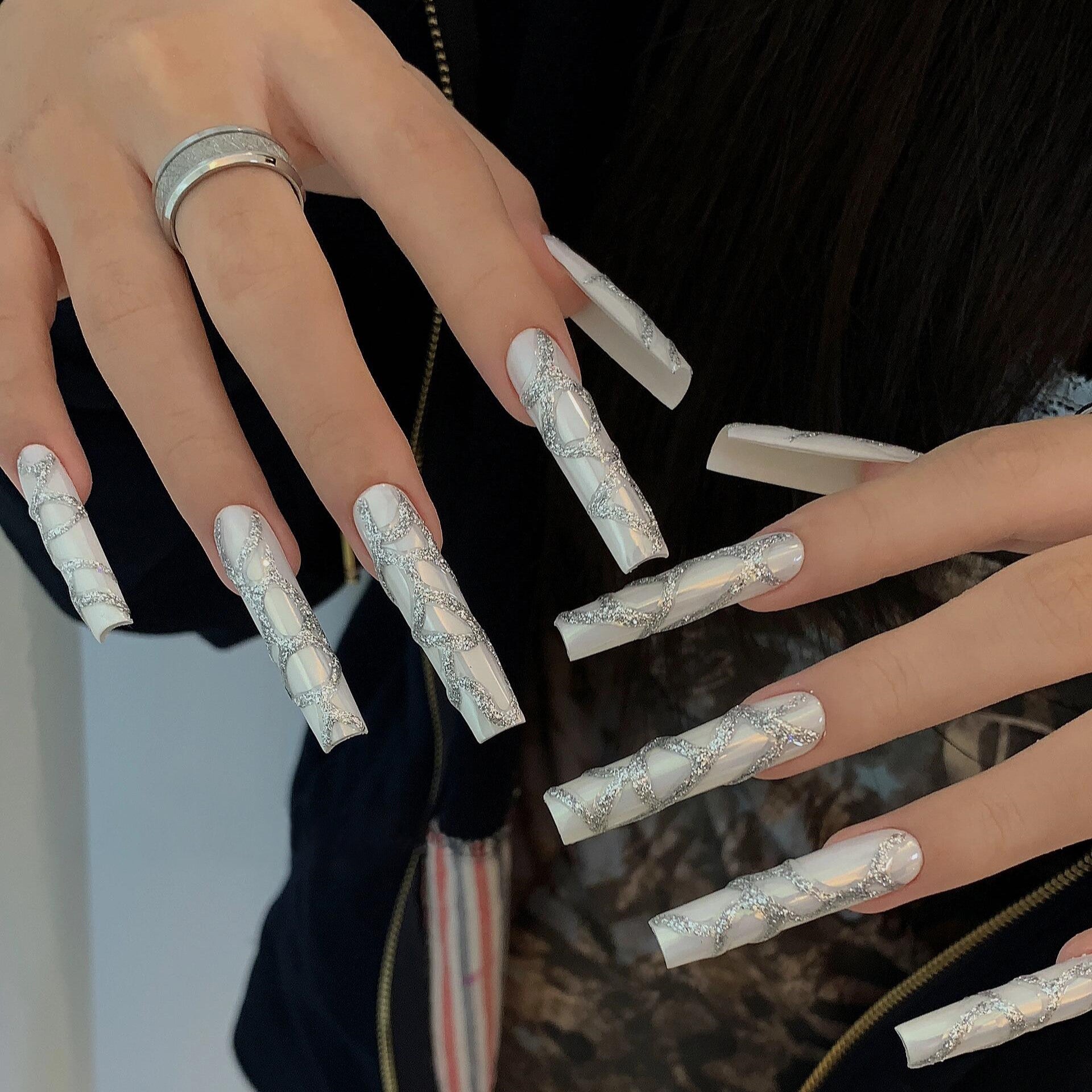 Siva Nail, Icicle Veil, Winter Elegance, Handmade Press on Nails