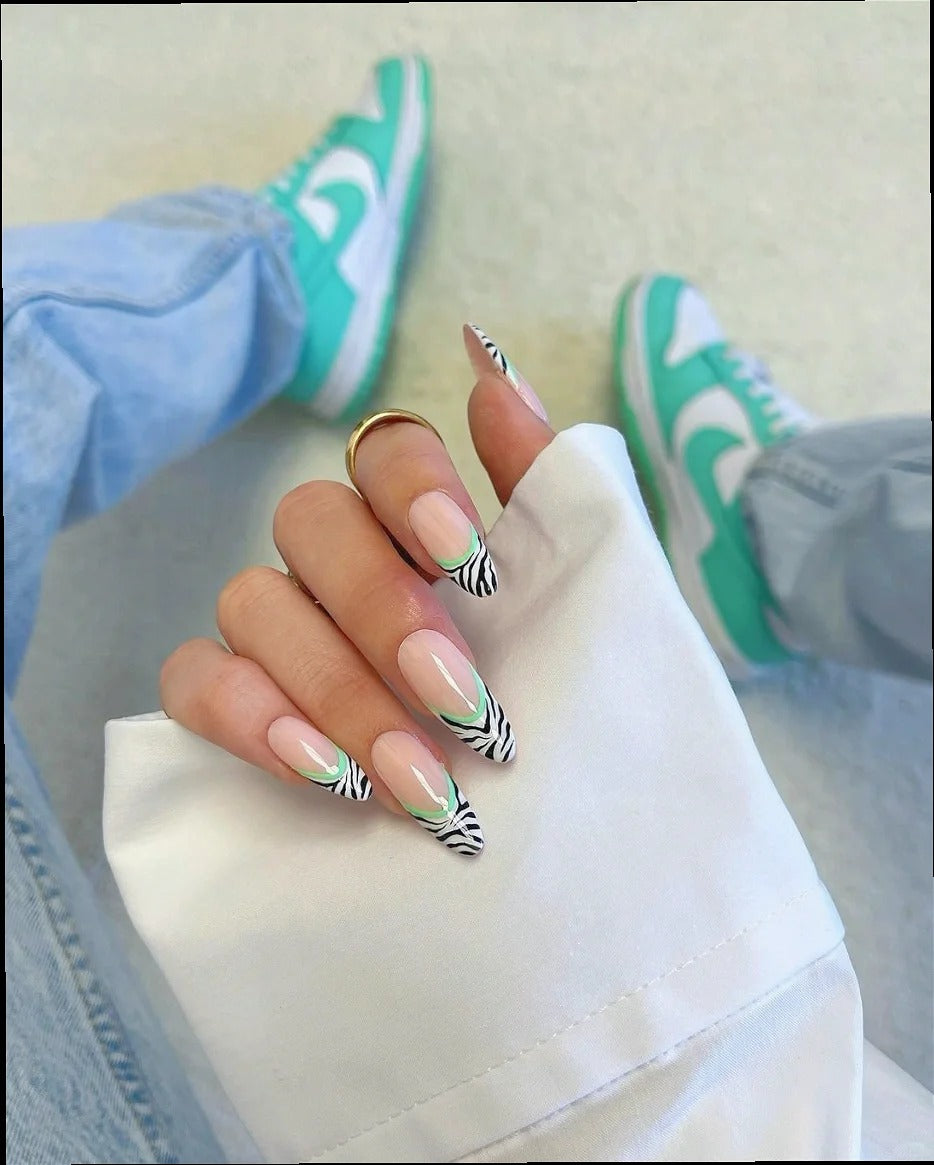 Siva Nail, Wild Mint, Zebra French Handmade Press on Nails