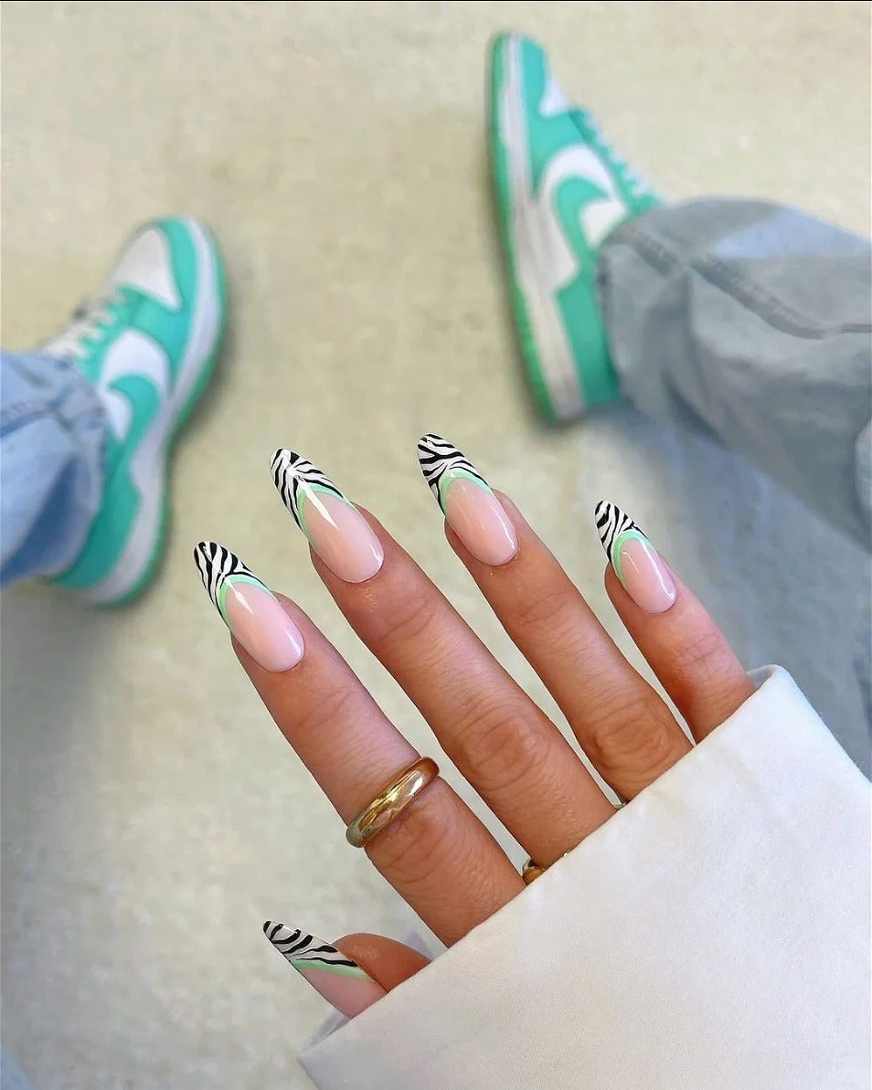 Siva Nail, Wild Mint, Zebra French Handmade Press on Nails
