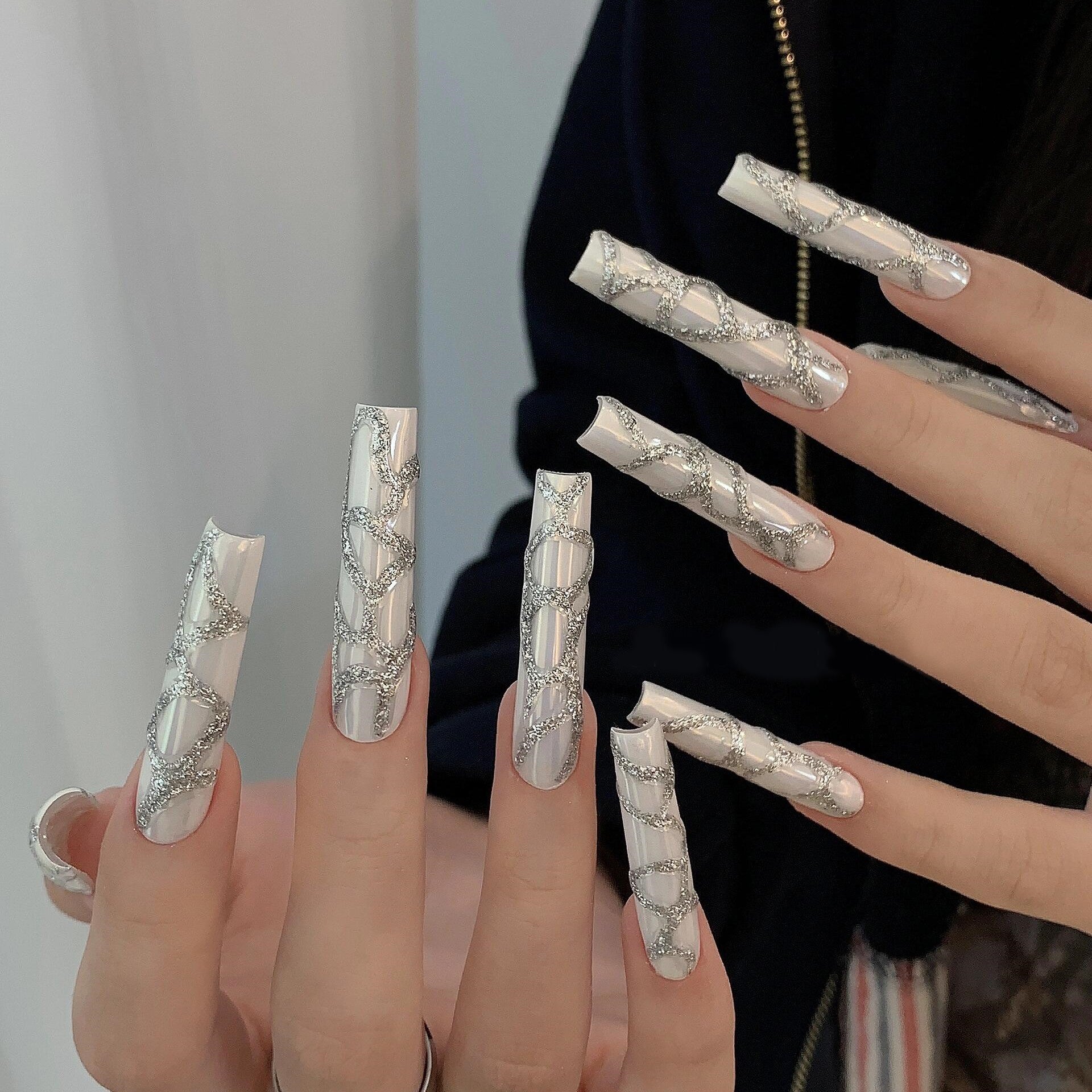 Siva Nail, Icicle Veil, Winter Elegance, Handmade Press on Nails