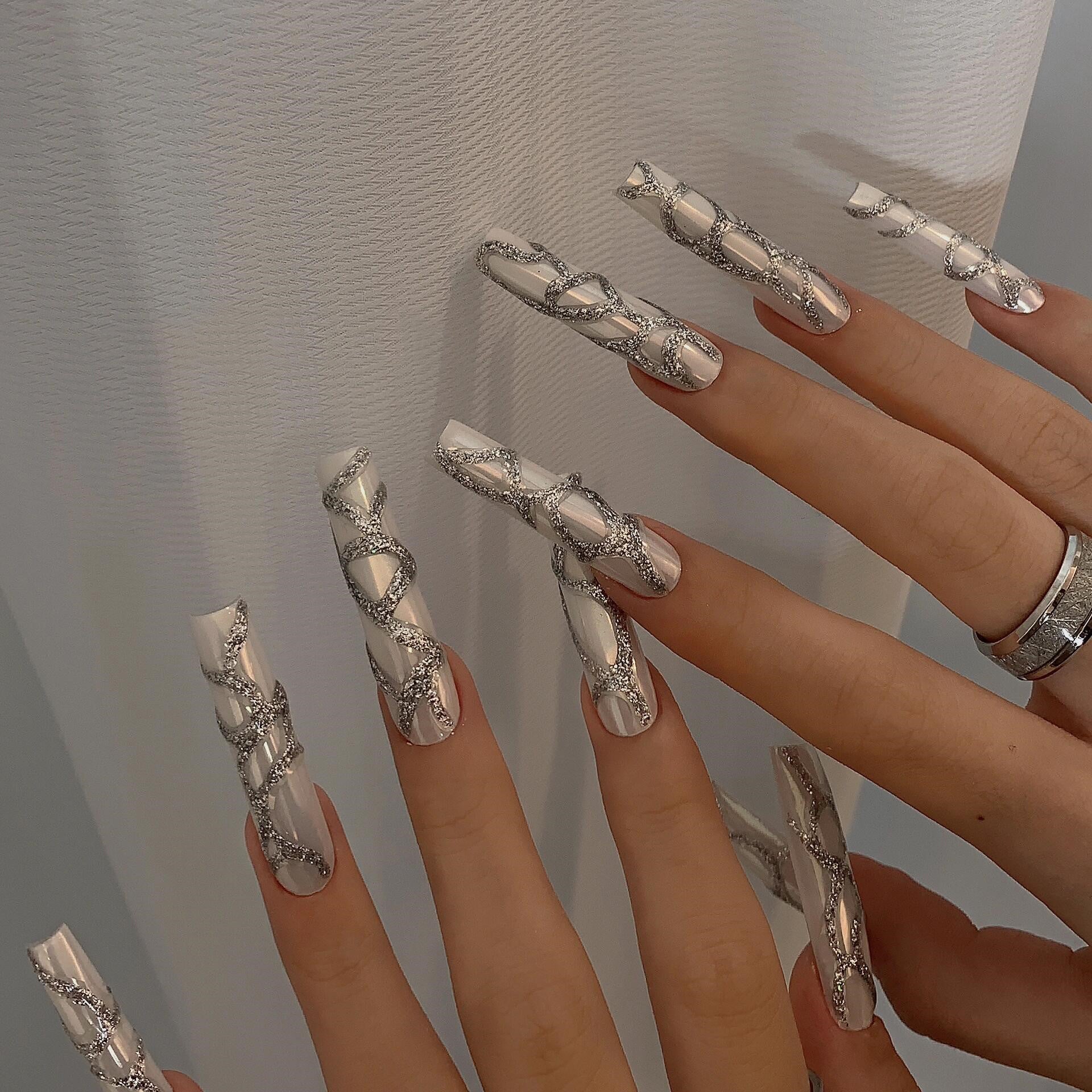 Siva Nail, Icicle Veil, Winter Elegance, Handmade Press on Nails