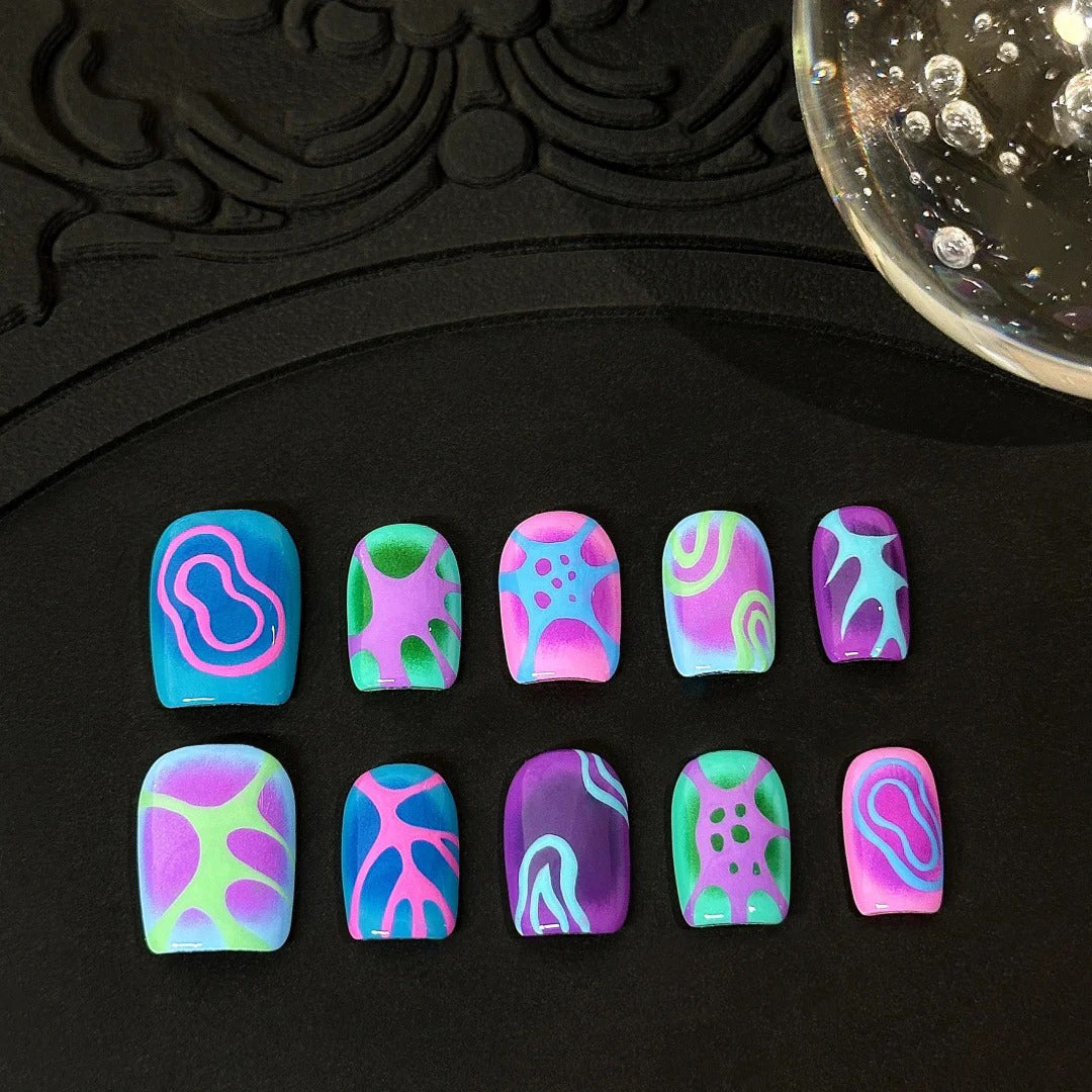 Siva Nail, Psyche Swirl, Retro Wave Handmade Press on Nails