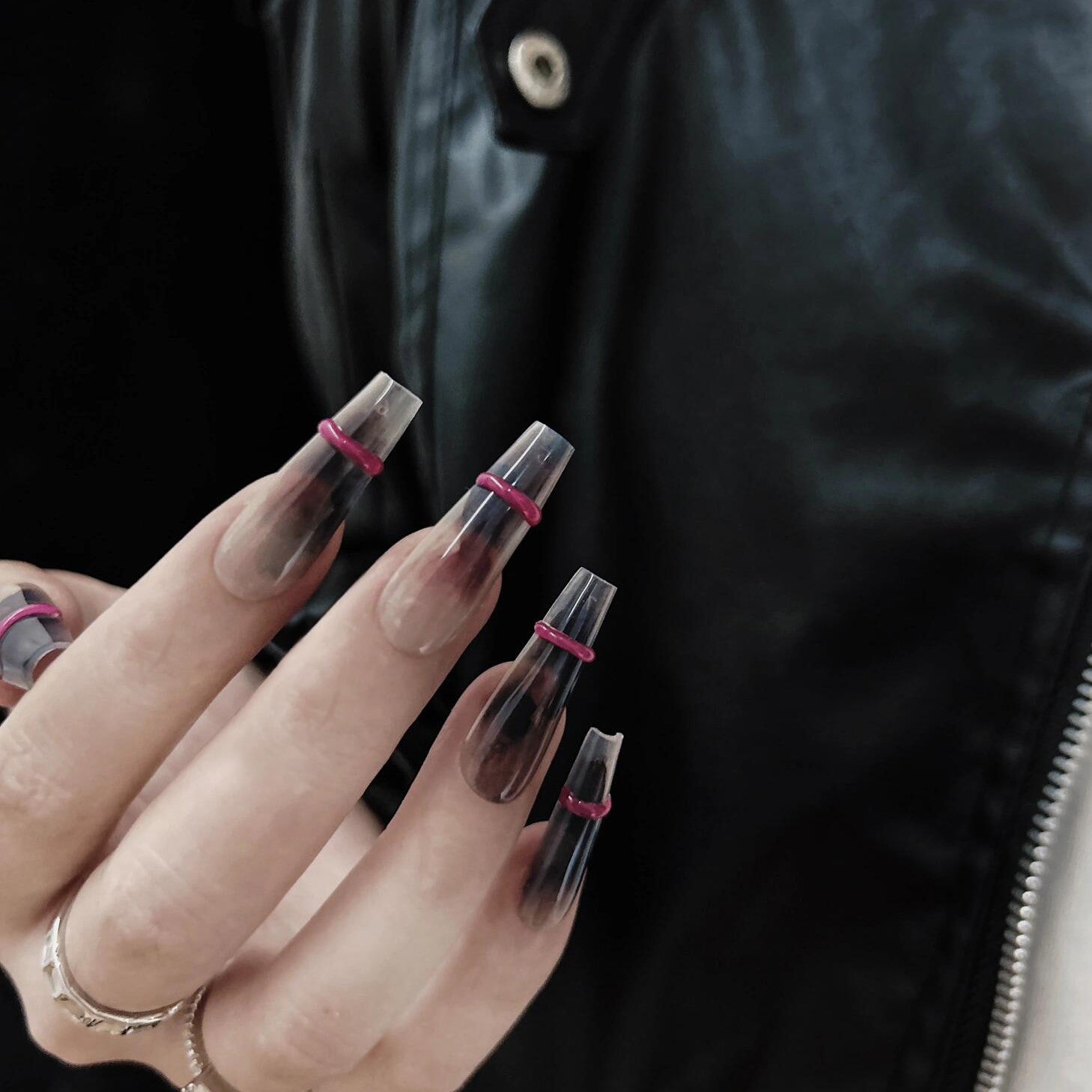 Siva Nail, Shadow Lens, Modern Allure, Handmade Press on Nails