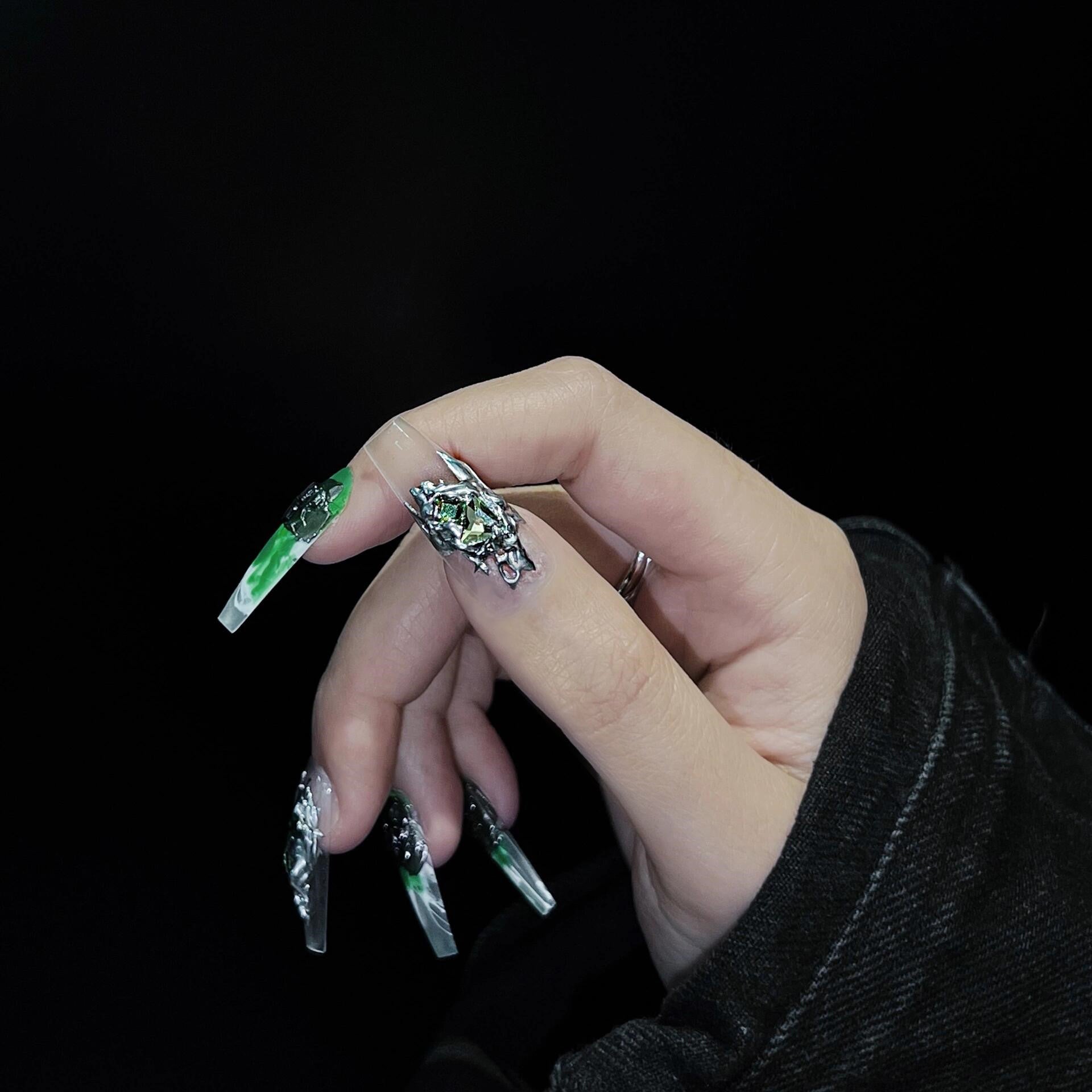 Siva Nail, Emerald Phantom, Gothic Mystique, Handmade Press on Nails