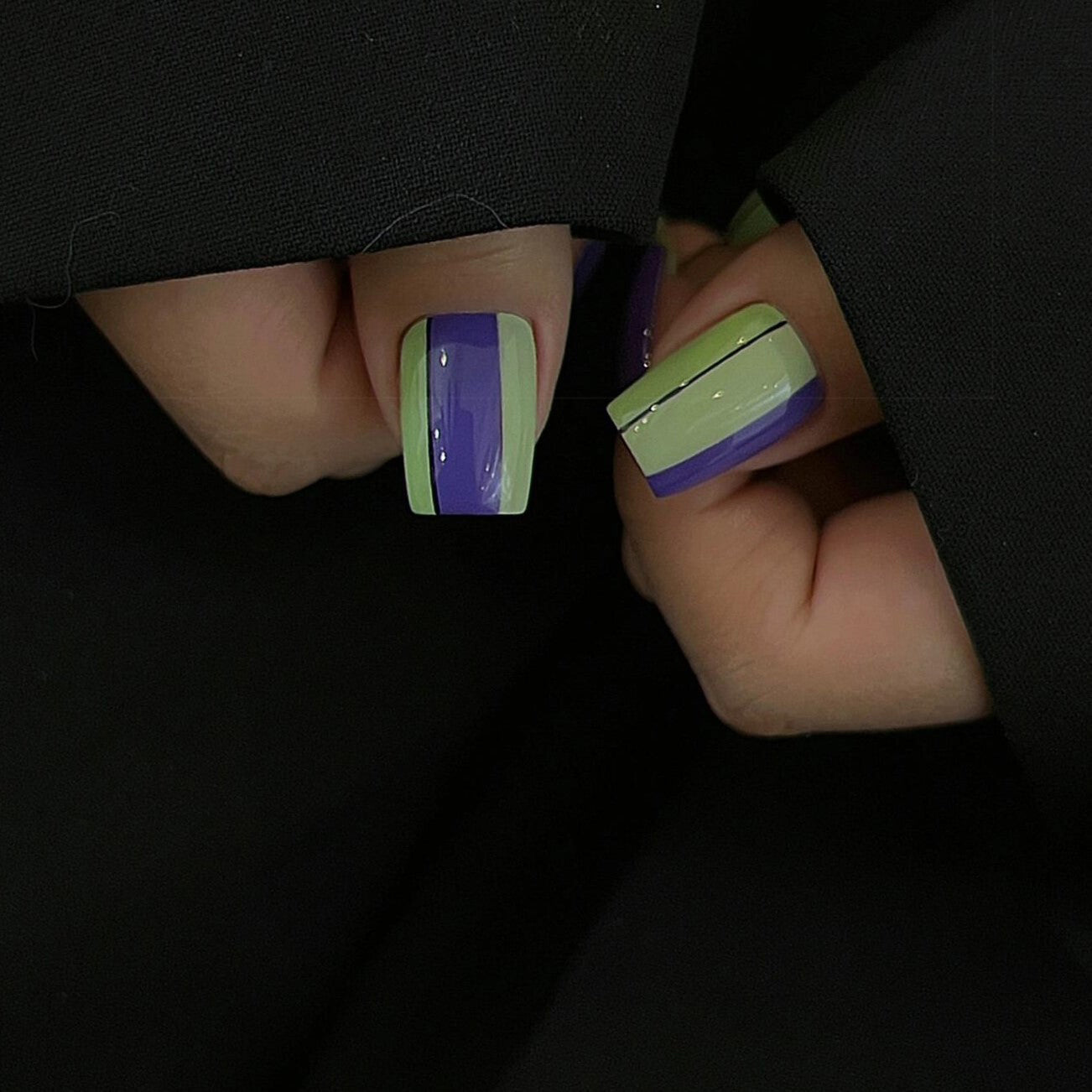 Siva Nail, Pastel Lines, Modern Chic, Handmade Press on Nails