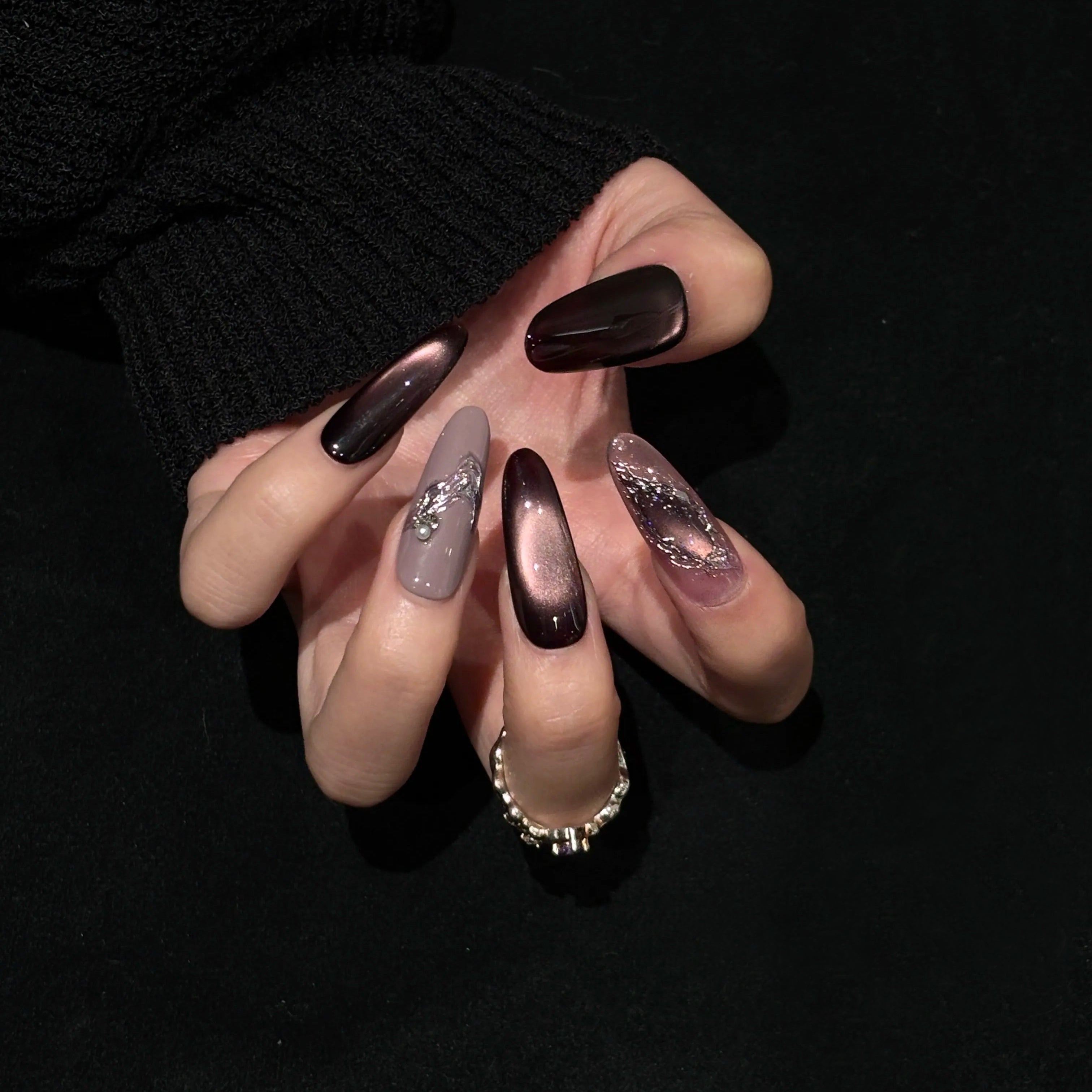 Siva Nail, Velvet Eclipse, Burgundy Chrome Handmade Press on Nails