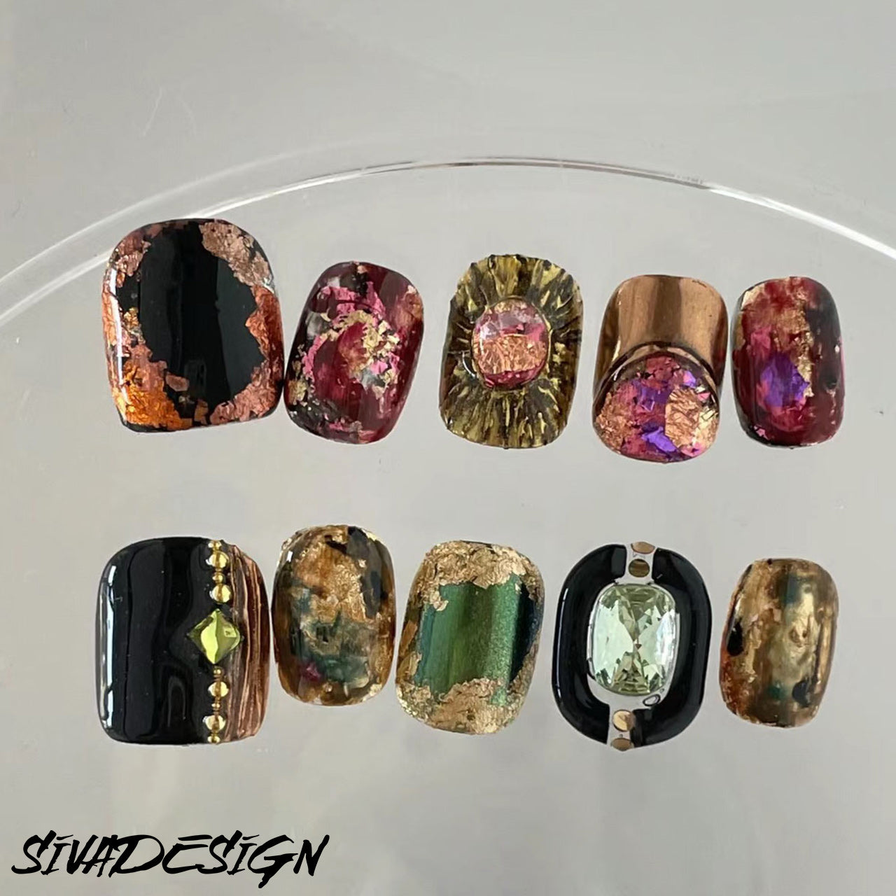 Siva Nail, Golden Mosaic, Luxe Handmade Press on Nails