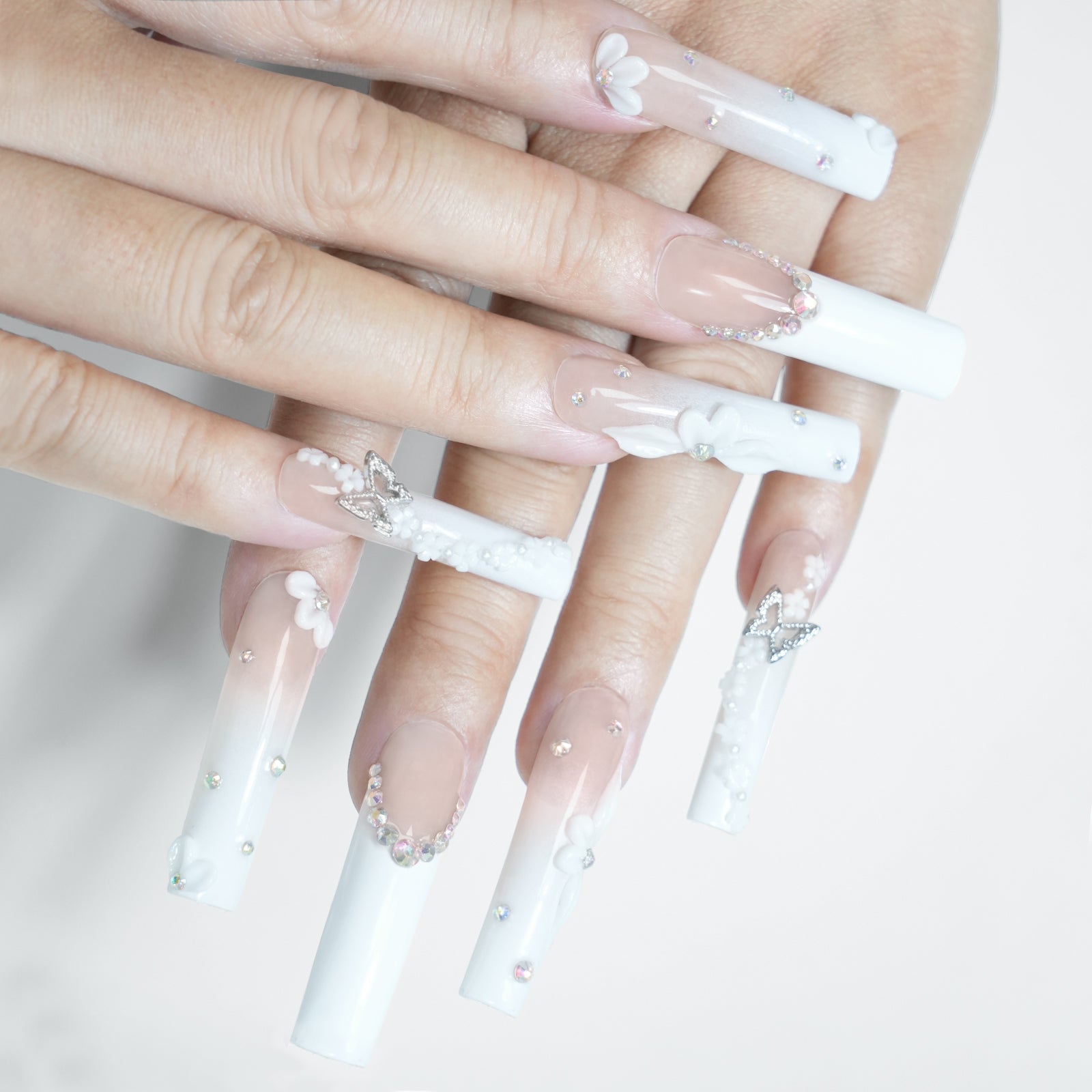 Siva Nail, Ivory Garden, Elegant Floral Charm, Handmade Press on Nails