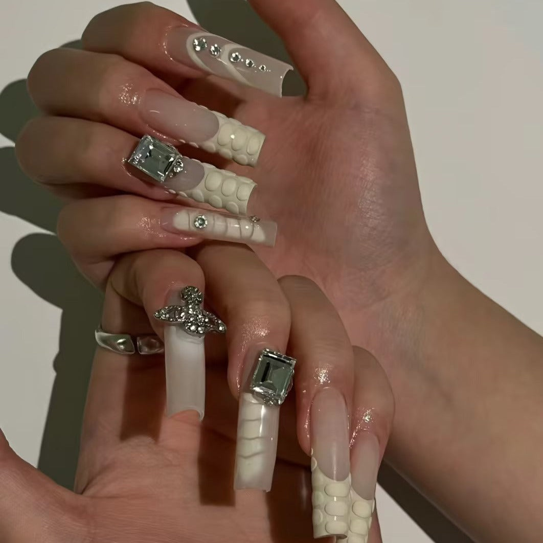Siva Nail, Pearl Essence, Luxury Handmade Press on Nails