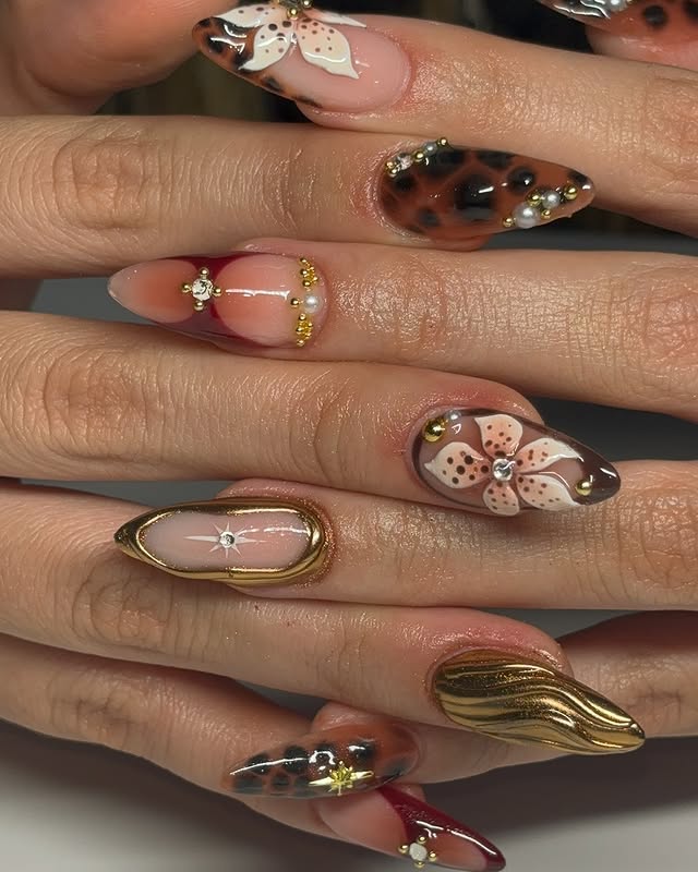 Siva Nail, Golden Bloom – 3D Floral & Tortoise Shell Handmade Press On Nails